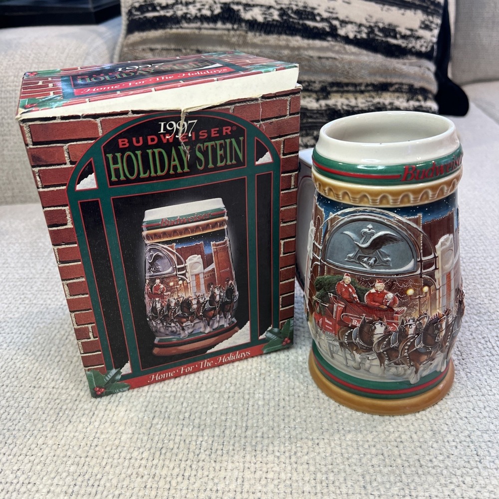 Budweiser Holiday Beer Stein Home For The Holidays Vintage 1997‎ VTG CS313